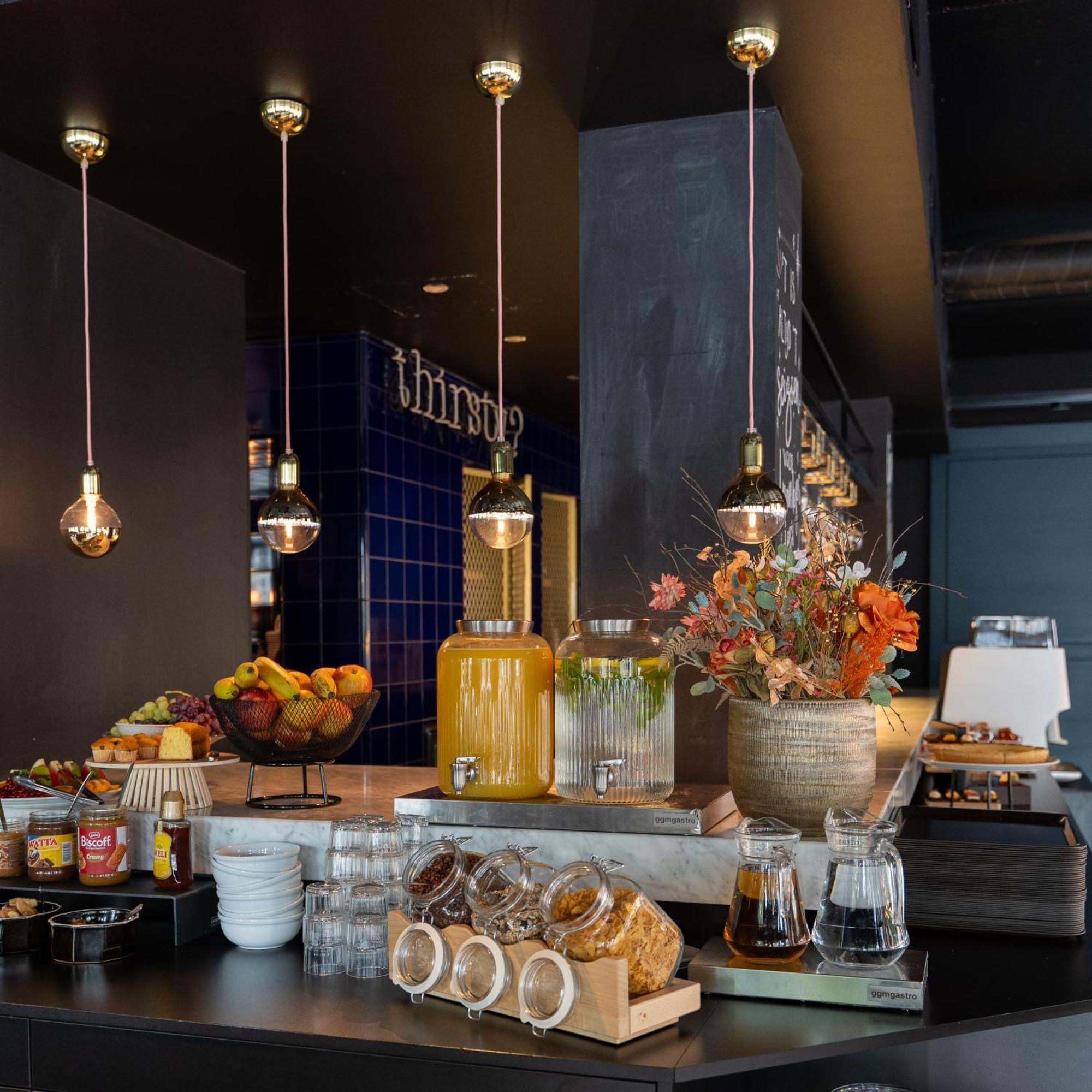 Ibis Styles Hasselt City Centre Zewnętrze zdjęcie
